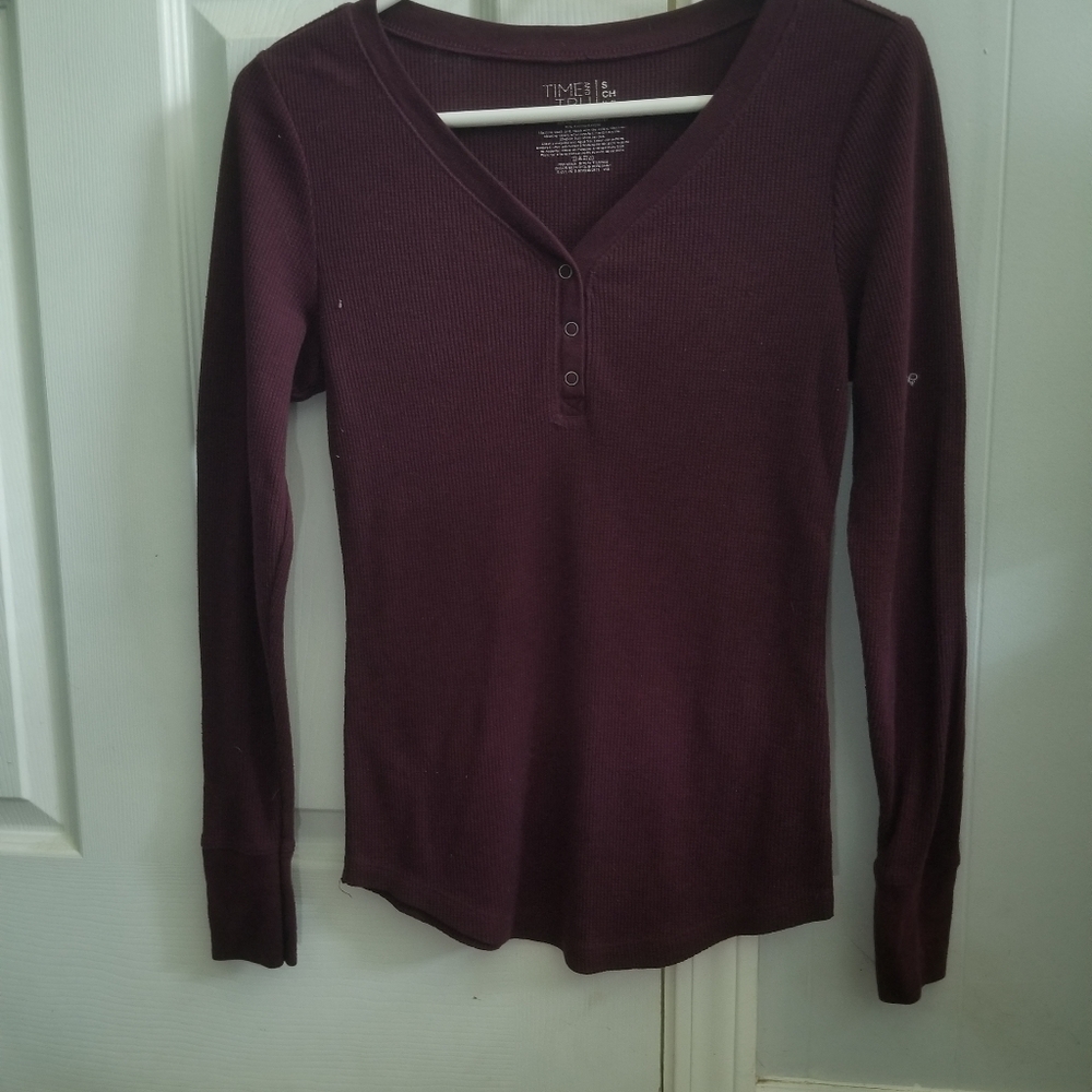 Slim fit long sleeve